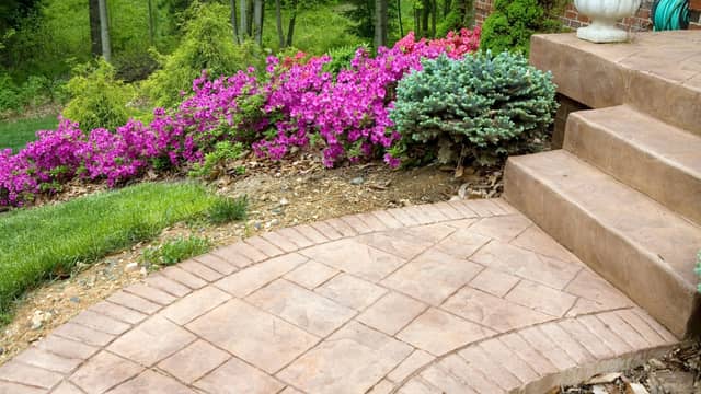 Poured exterior concrete steps and landing